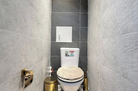 Sotaman, Продажи квартиры