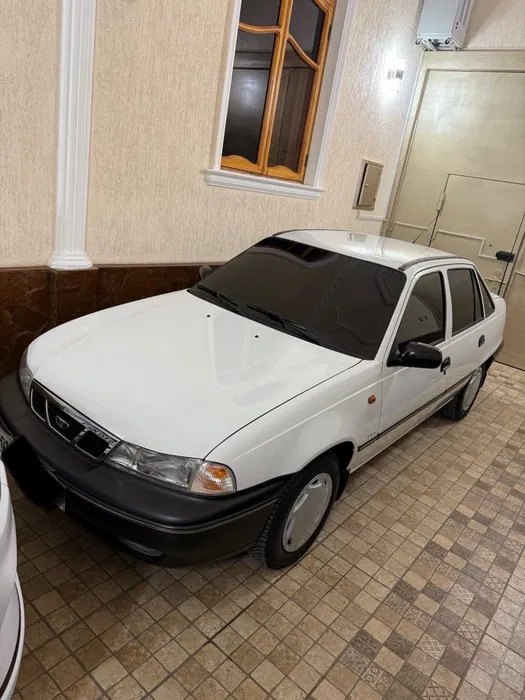 Daewoo Nexia 1 сотилади