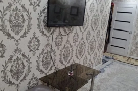 Продам, 3 хонали кавртира жихозлари билан сотилади.