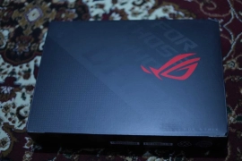 Sotaman, Noutbuk asus rog strix G513IH. SOTILAD