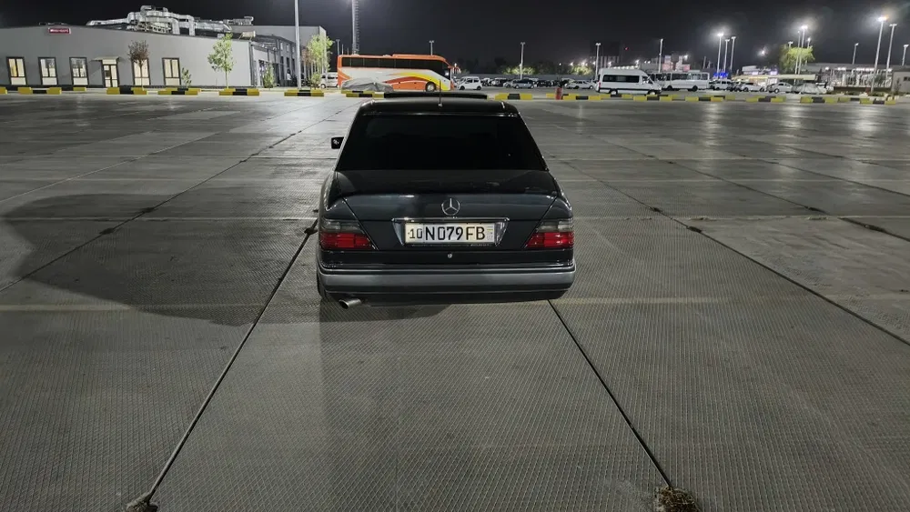 Mercades benz W 124