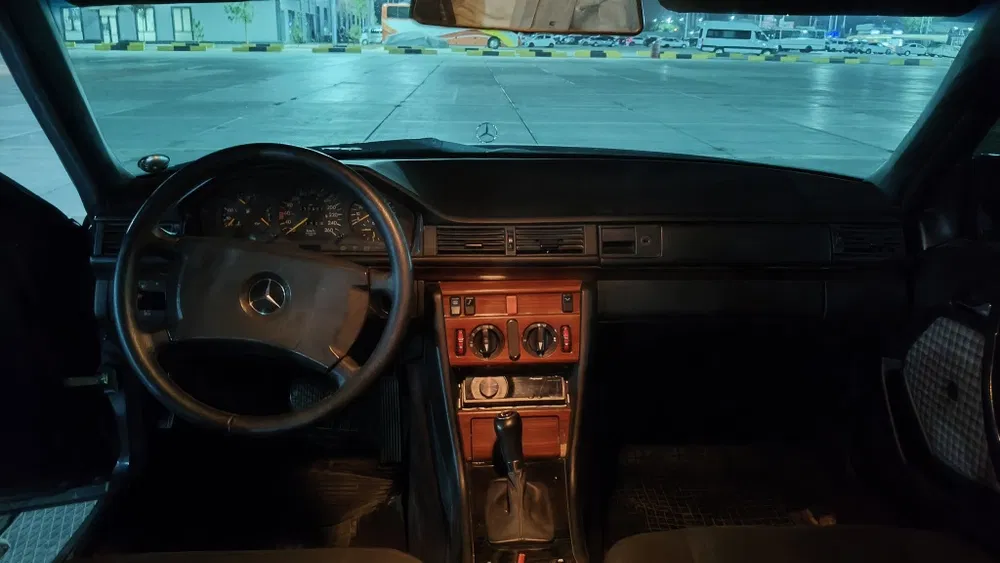 Mercades benz W 124
