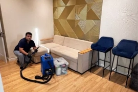 Химчистка мягкой мебели. Чистка диван. Клининг услуги. Уборка не дорог