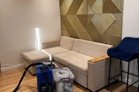 Химчистка мягкой мебели. Чистка диван. Клининг услуги. Уборка не дорог