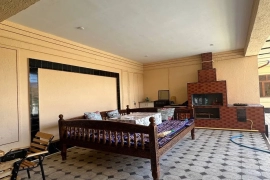 Sotaman, Dacha sotiladi chirchiq azadbashda Дача сотилади чирчик азадбаш