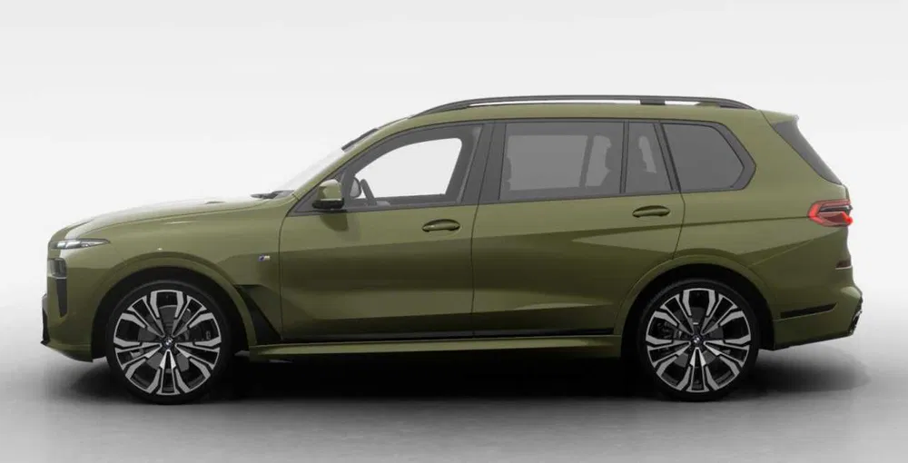 BMW X7 xDrive40i (G07) с гарантии в наличии