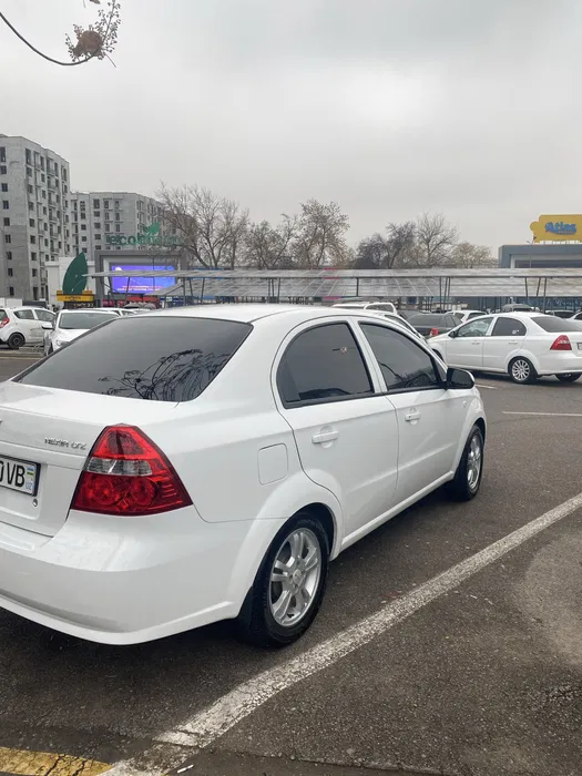Nexia 3 2022 sotiladi