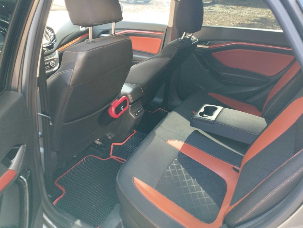 LADA VESTA CROSS Sedan 2019, 69000 пробег