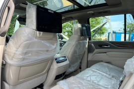 Sotaman, Cadillac Escalade 600