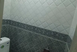 Продам, Срочно 3хонали уй сотилади Ғалаба кучаси 117-уй 2-лицей рупарасида