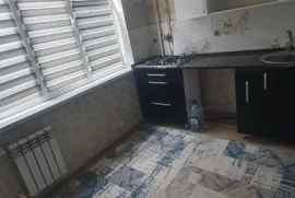 Продам, Срочно 3хонали уй сотилади Ғалаба кучаси 117-уй 2-лицей рупарасида