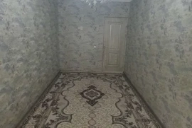 Продам, Срочно 3хонали уй сотилади Ғалаба кучаси 117-уй 2-лицей рупарасида