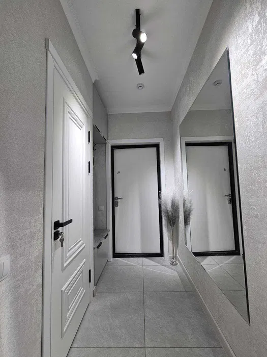 Север вокзалига яқин — Госпитальныйда 1 хонали новостройка сотилади!