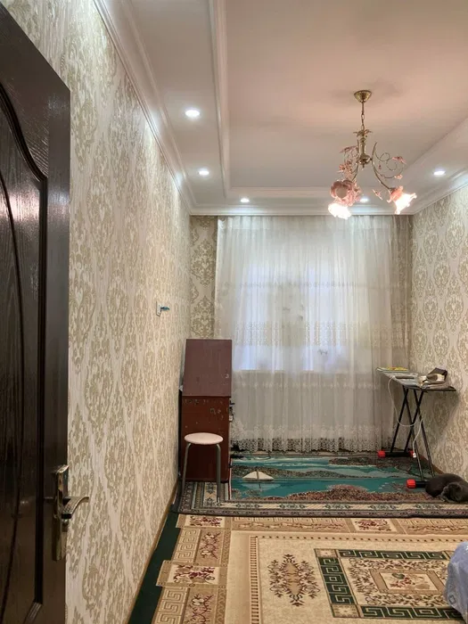 Уй сотилади Тошкент Чилонзор 19 квартал 2-дом