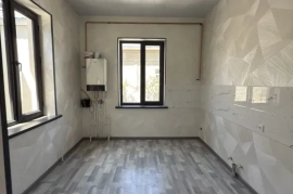 Продам, Sergeli Tumani Xonabotda Uchaska sotiladi yengi qurilgan