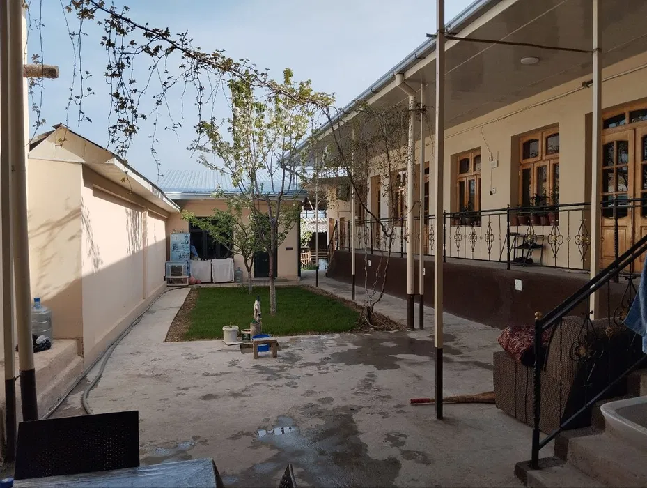 Uy sotiladi 4 sotix onqorg