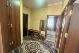 Sotaman, Yunusobod-5 kvartal. 3xonali uy