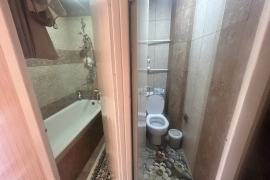 Sotaman, Yunusobod-5 kvartal. 3xonali uy