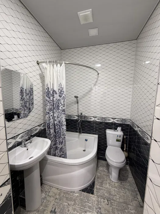 5 хонали евро таъмирли квартира сотилади.