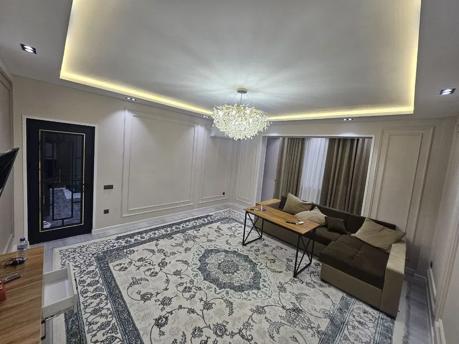 Яшнобод тумани, Авиясозлар ҳудудида жойлашган 2 хонали 60 м² уй сотилади.