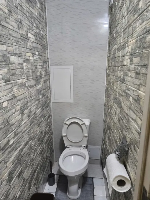 Олмазор тумани, Қорақамиш 1/2 ҳудудида жойлашган 2 хонали квартира сотилади.