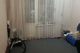 Продам, Яшнобод туманида жойлашган 2 хонали уй сотилади.