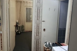 Продам, Яшнобод туманида жойлашган 2 хонали уй сотилади.