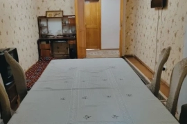 Продам, Тошкент шаҳри, Чиланзар туманида 3 хонали квартира сотилади.