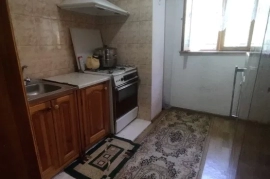 Продам, Тошкент шаҳри, Чиланзар туманида 3 хонали квартира сотилади.