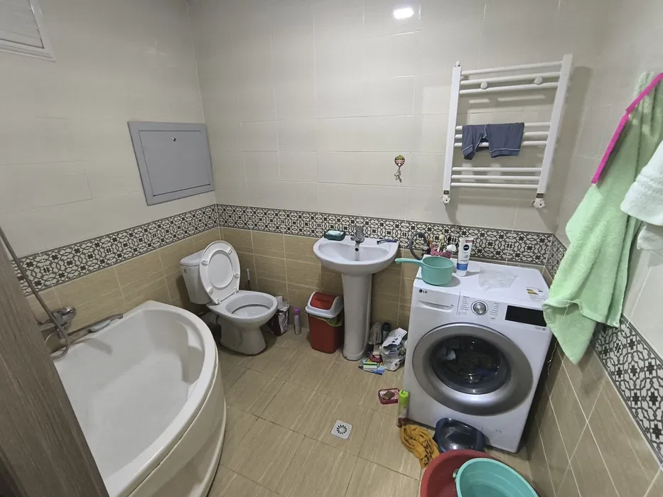 Самарқанд вилояти, Мотрид / Қорасув ҳудудида жойлашган 3 хонали уй сотилади.