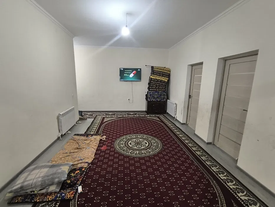 Самарқанд вилояти, Мотрид / Қорасув ҳудудида жойлашган 3 хонали уй сотилади.