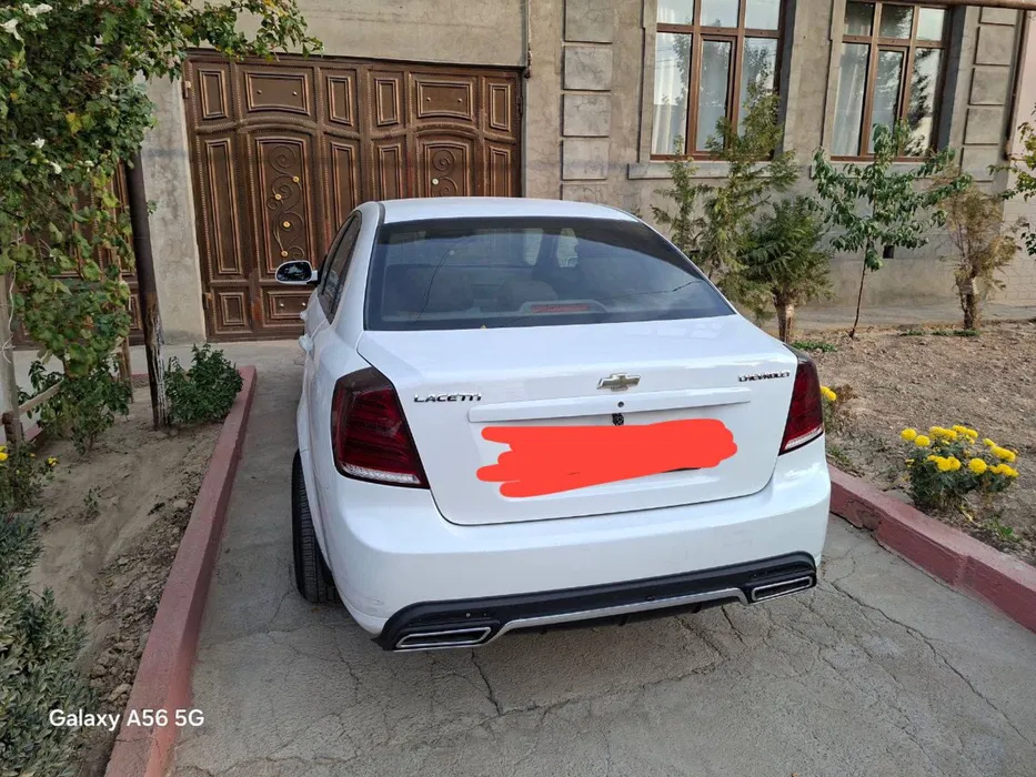 Продаю срочно авто