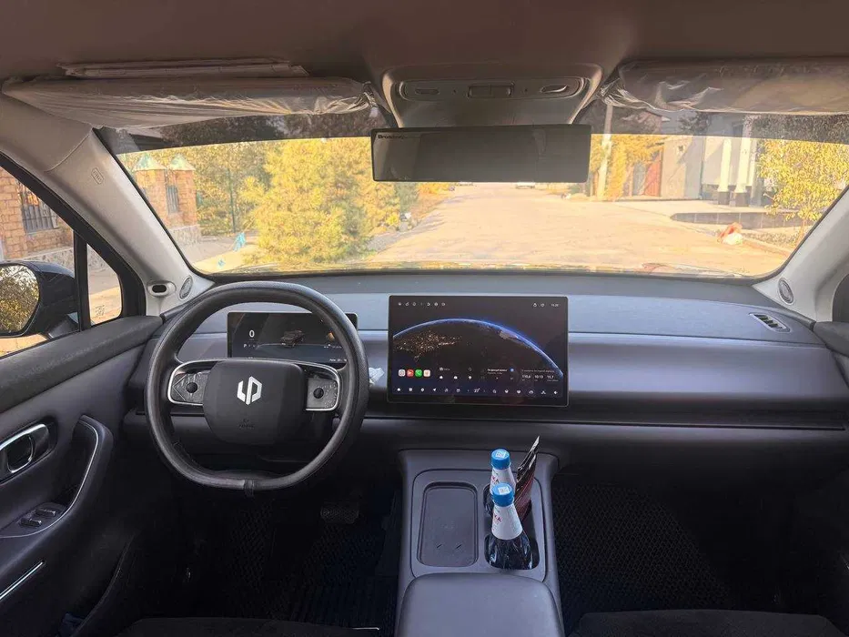 продается свой авто Leapmotor C10 EV