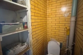 Продам, Продаётся квартира! Юнусабадский р-он 6 кв, 2/4/4