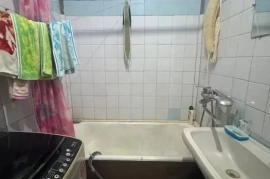 Продам, Продаётся квартира! Юнусабадский р-он 6 кв, 2/4/4