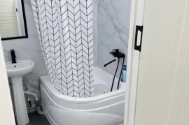 Sotaman, Продаю 2 комнатную Панельный Оханграбо