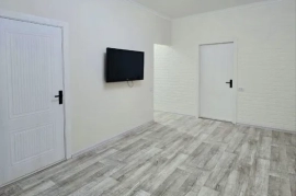 Sotaman, Продаю 2 комнатную Панельный Оханграбо