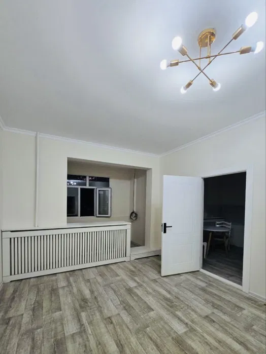 Продаю 2 комнатную Панельный Оханграбо