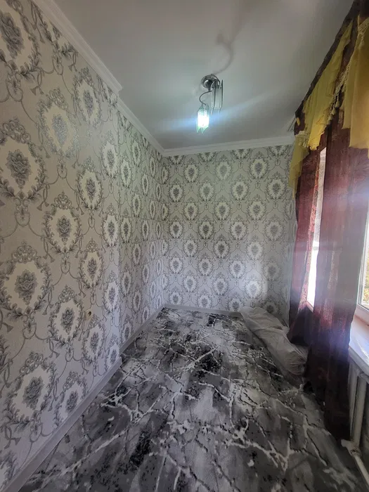 Продаётся Чиланзар 13 квартал 2*3/4/4