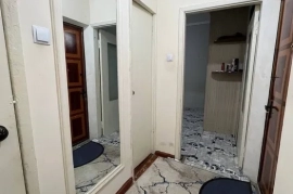 Sotaman, Продаётся 2 комнатная квартира Мирзо Улугбекски Налог!