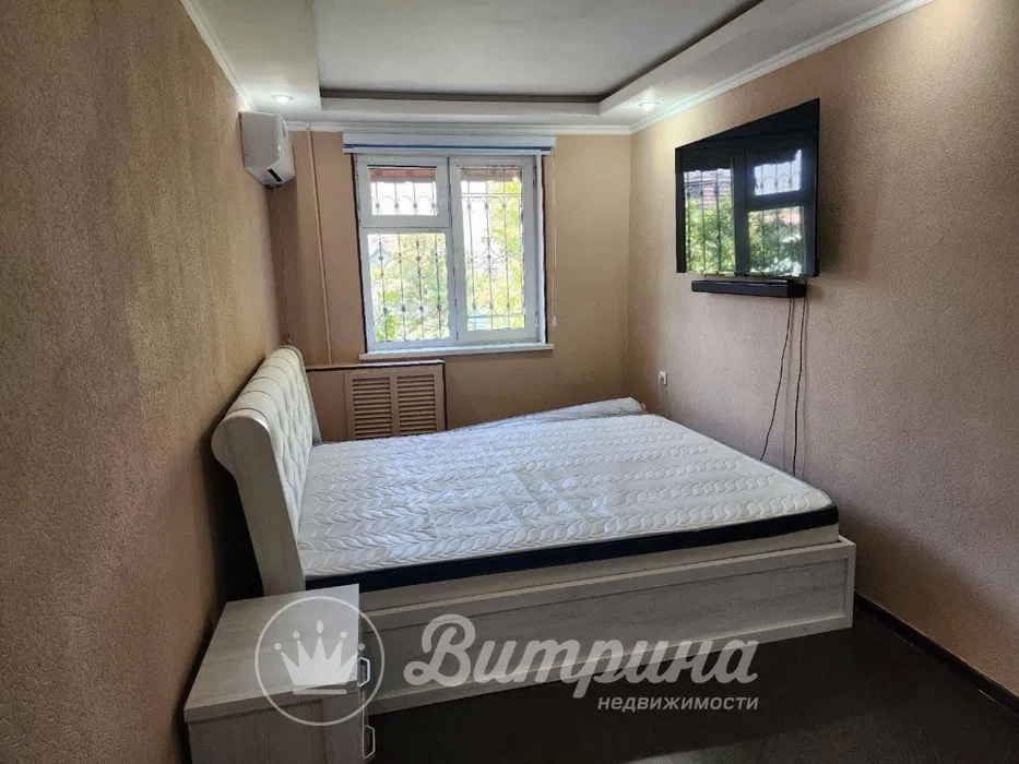 СРОЧНО! Мирзо Улуғбек туманида кирпичли уй — 2/4/5, 55 м² сотилади!