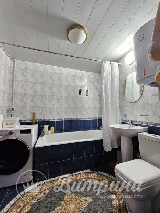 СРОЧНО! Мирзо Улуғбек туманида кирпичли уй — 2/4/5, 55 м² сотилади!