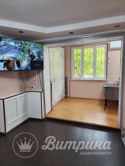 СРОЧНО! Мирзо Улуғбек туманида кирпичли уй — 2/4/5, 55 м² сотилади!