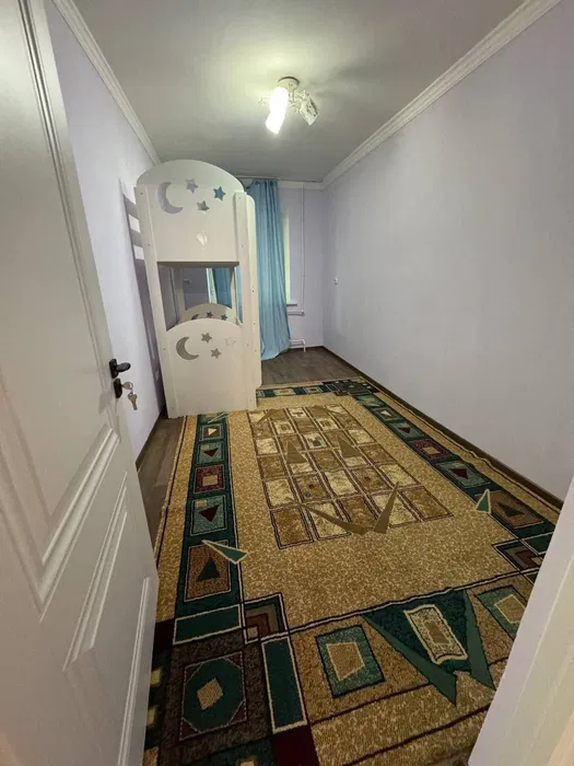 Сотилади Чилонзор 9 квартал 2 хонали