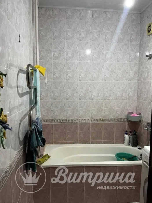 Срочно 2 комнатная квартира на Максим Горьком