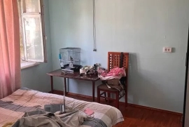 Продам, Продаётся 2 комнатная квартира Хумаюн!