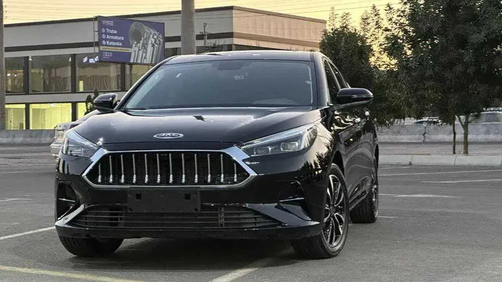 JAC J7 Sedan skidka narxlarda olishga ulgurib qoling