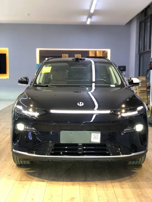 LEAPMOTOR C11 Luxury lidar Gibrid Reystayling 2026l NALICHI BOR 3yil g