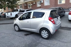 Sotaman, Яхши ҳолатда Spark сотилади.