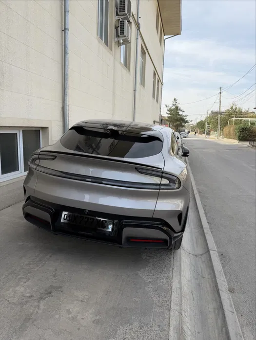 Xiaomi YU7 2025, full